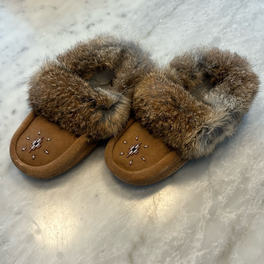 Manitobah Mukluks mini suede moccasin